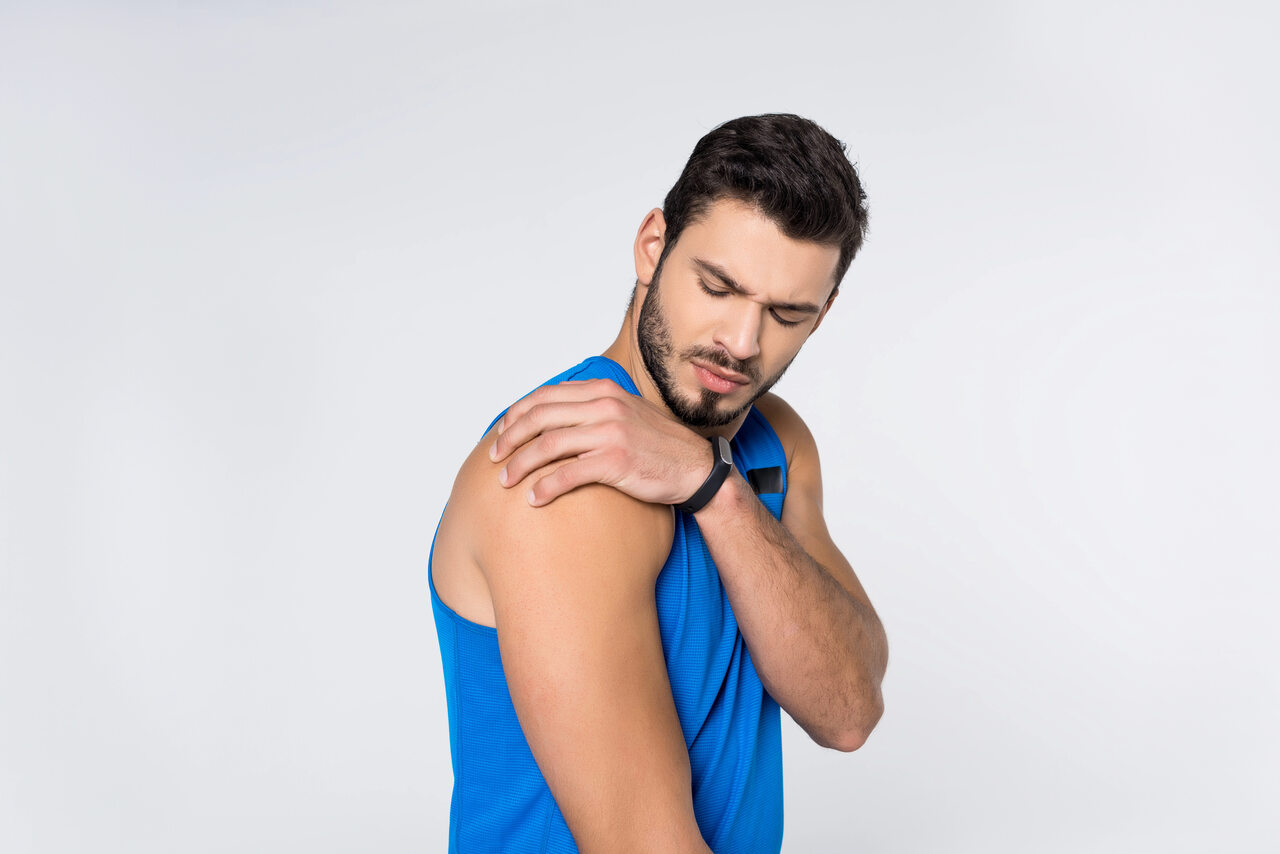 chiropractor for frozen shoulder mississauga